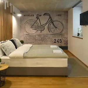 Walk Vaci 78 Hotell Budapest